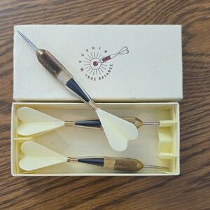 True Balance Darts Set - Black and Gold